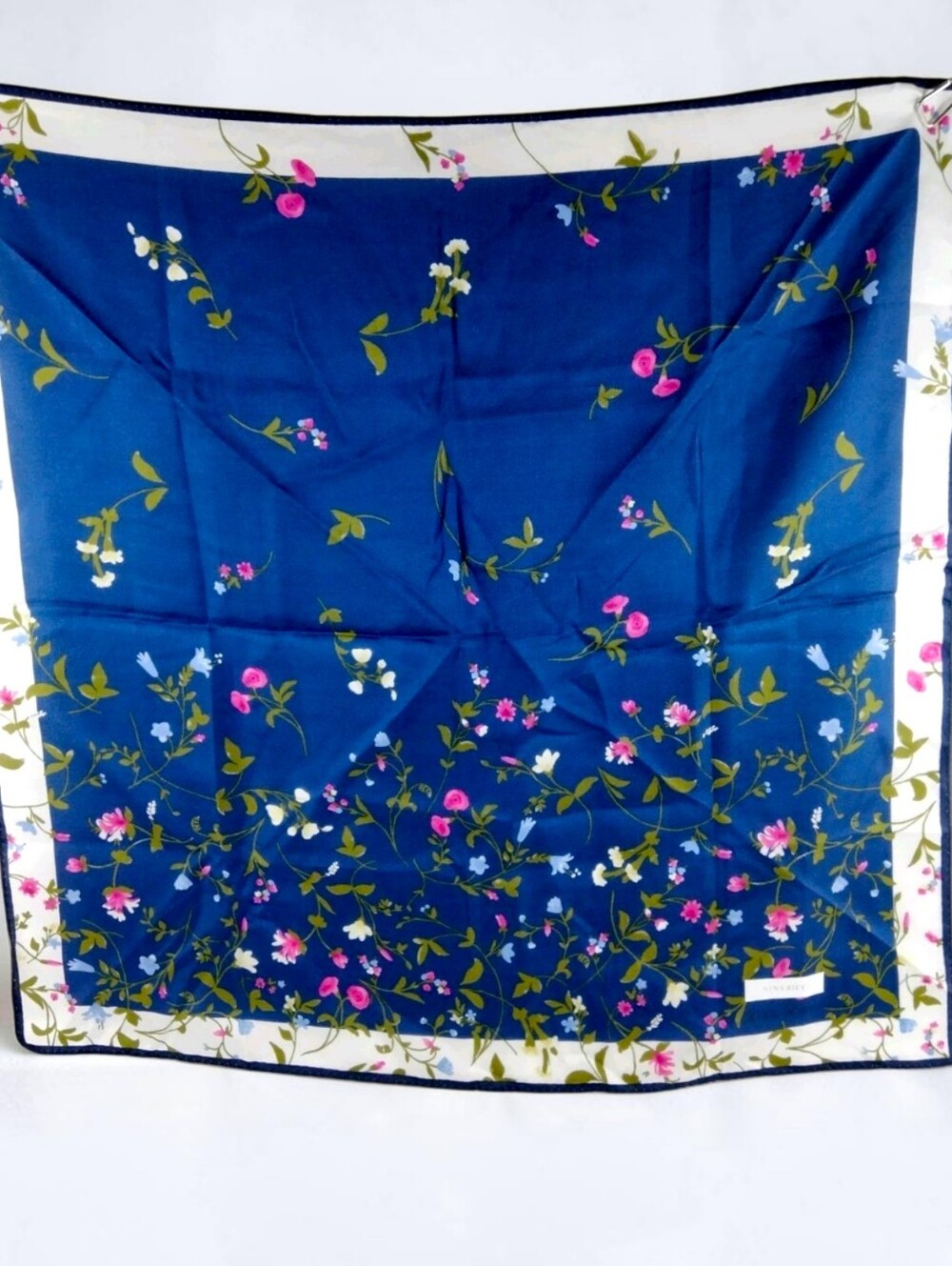 Nina Ricci Mini Scarf Floral Blue Bed